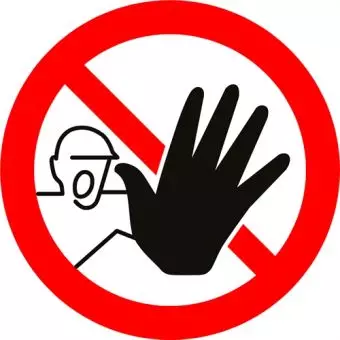 Forbudsskilt der indikerer uvedkommende ingen adgang - Sikkerhetsskilt